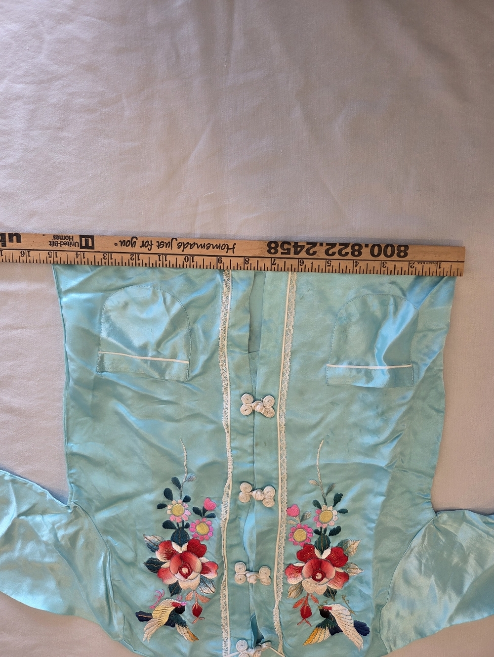Vtg Oriental Silky Child's Embroidered PJ Ser Size Medium - Picture 15 of 16